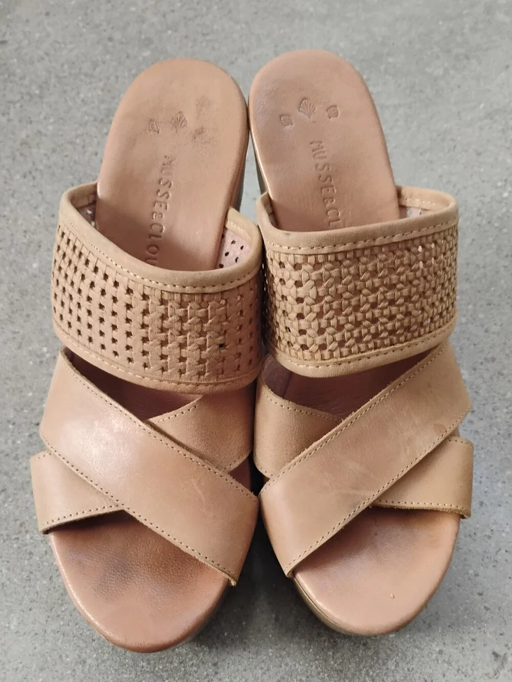 Musse & Cloud Woven Leather Crossover Wedge Sandals - Nude